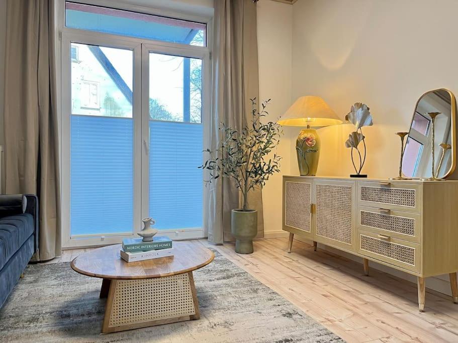 Apartment Perlmutt Mit Balkon Гузум Екстер'єр фото